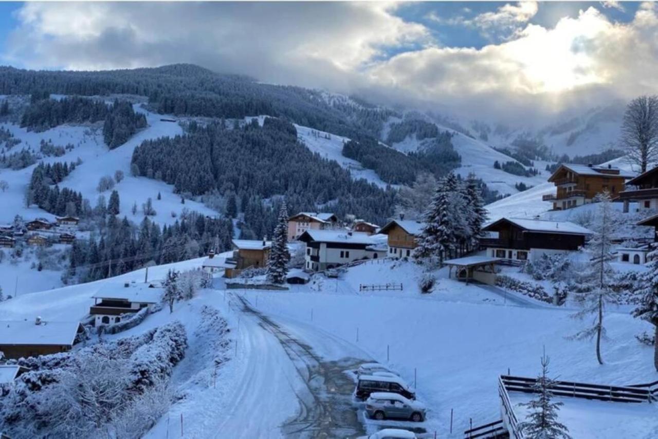 Appartement Mit Balkon Und Hallenbad Maria Alm am Steinernen Meer Esterno foto